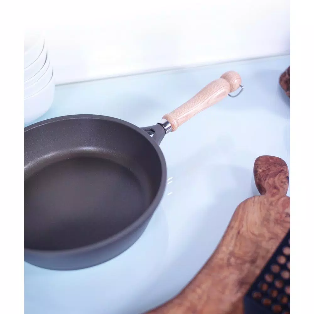 New π Berndes Tradition 4.25 Qt. Cast Aluminum Nonstick Saute Pan In Gray With Glass Lid π 3 New π Berndes Tradition 4.25 Qt. Cast Aluminum Nonstick Saute Pan In Gray With Glass Lid π - Image 3