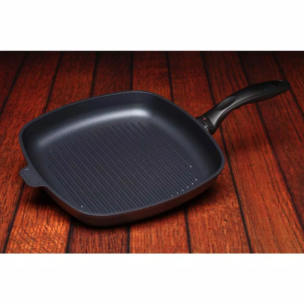 Buy π Swiss Diamond Classic Series Induction 12 In. Cast Aluminum Nonstick Grill Pan In Gray β 3 Buy π Swiss Diamond Classic Series Induction 12 In. Cast Aluminum Nonstick Grill Pan In Gray β - Image 3