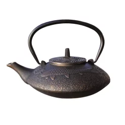 New 🎁 Old Dutch Koi 4.75-Cup Teapot In Black And Copper ⌛